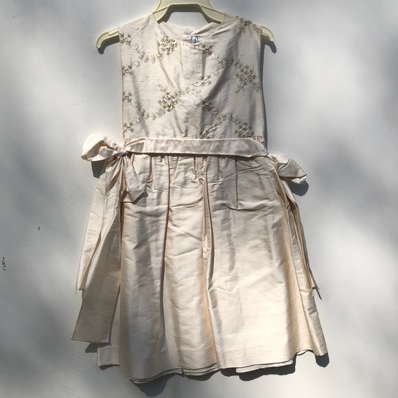 Une Haute Couture Girl Formal Dress - Picture 1 of 4